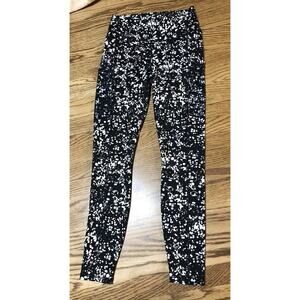 Fabletics PowerHold Leggings Womens Size Small Black & White Paint Splatter
